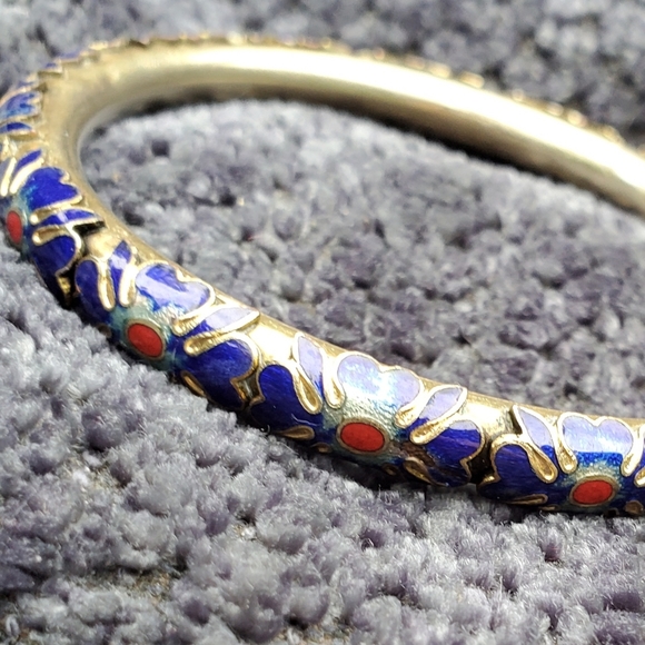 Vintage decorative enamel w/ gold tone bangle - Picture 12 of 12
